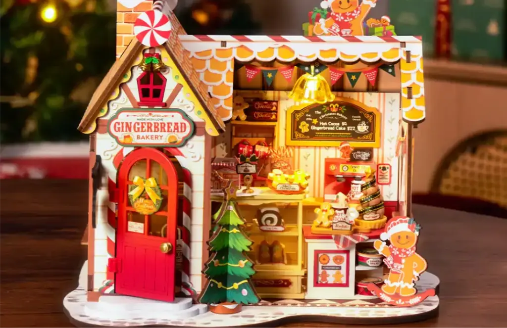 Gingerbread House 18