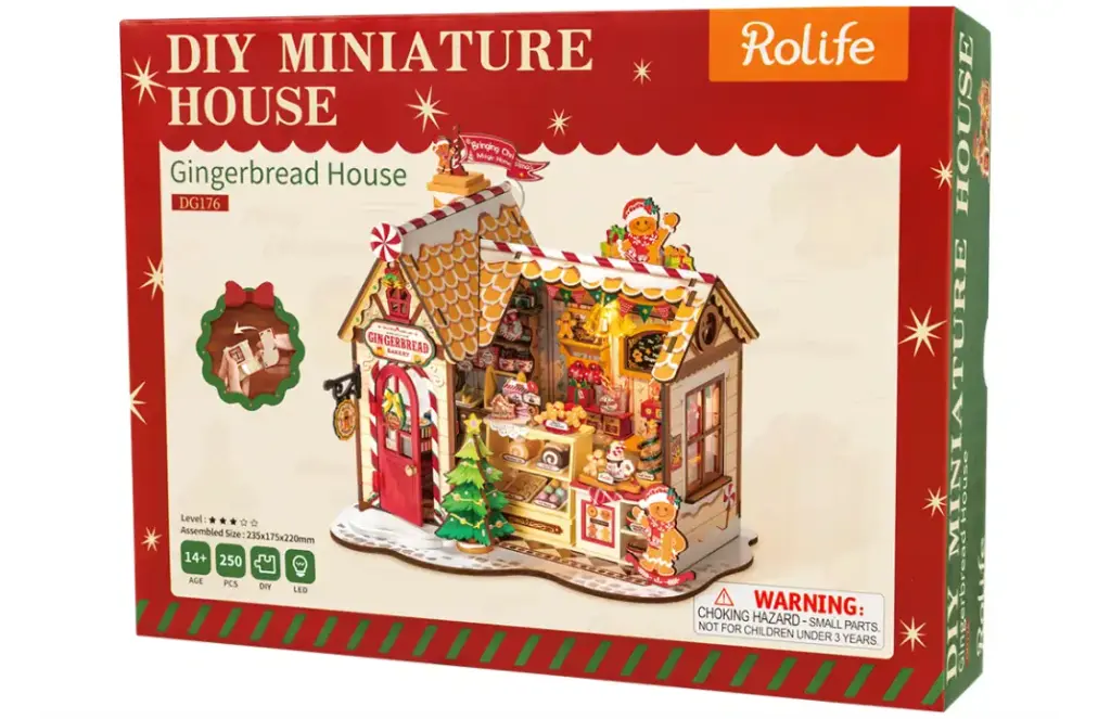 Gingerbread House 20