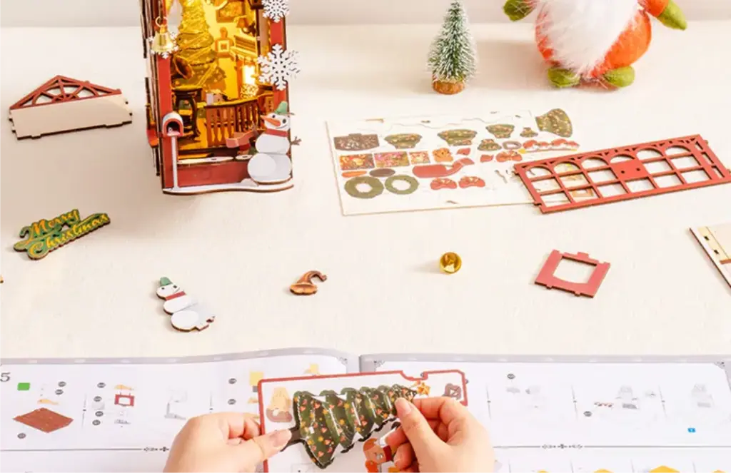 Christmas Indoor Scene 14